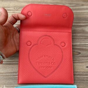 New Return to Tiffany & Co. Hibiscus Leather Pouch Clutch Purse